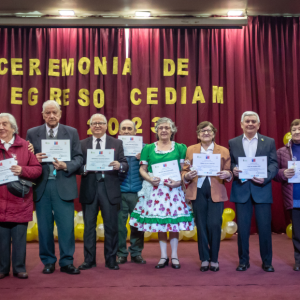 Habilitados para la autonomía: Adultos mayores egresados en Victoria se preparan para una vida activa y positiva.