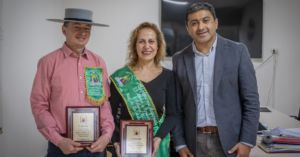 Orgullo victoriense: pareja local se corona campeona en el Regional de cueca Súper Sénior, en Padre Las Casas.