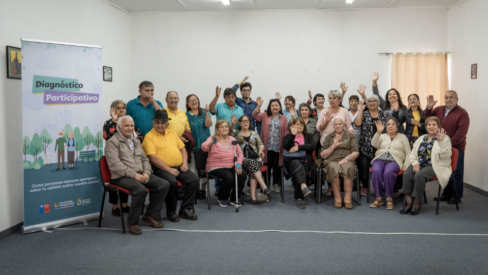 Municipalidad de Victoria realiza diagnóstico participativo para ser una ciudad más amigable con las personas mayores