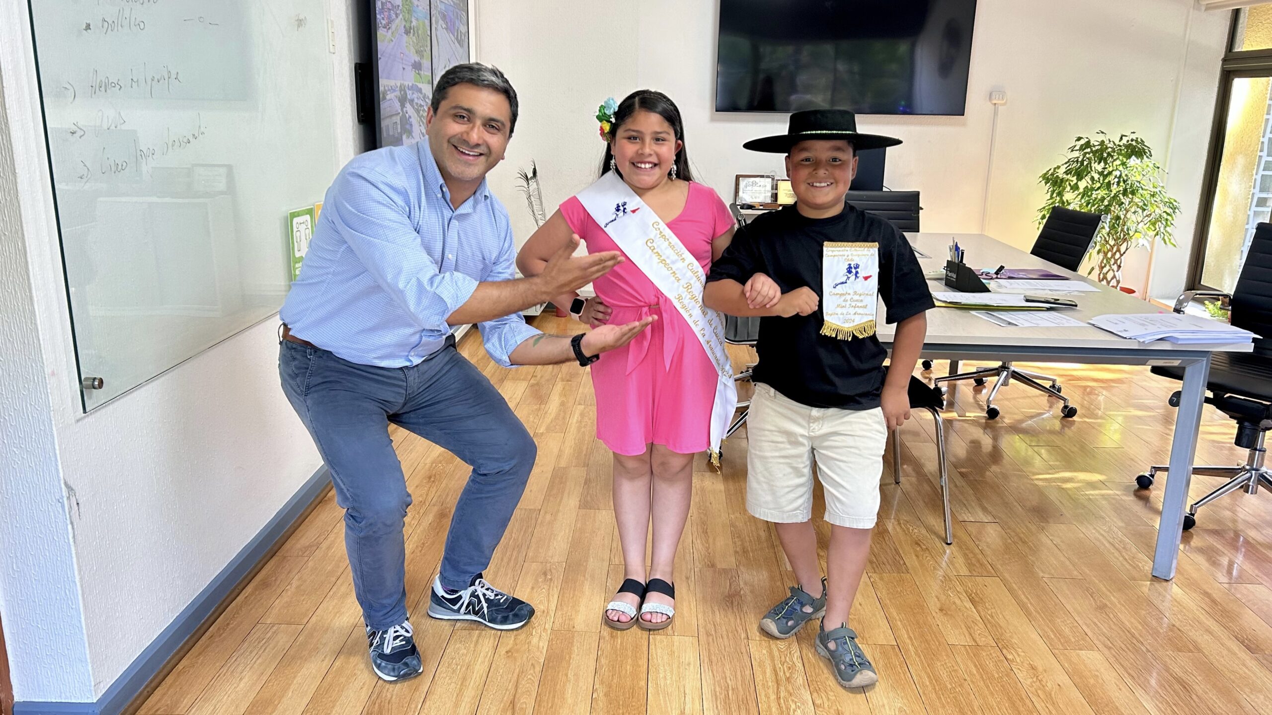 Talento Victoriense: Katalina Urrea y Tomás Sepúlveda ganan Campeonato Regional de Cueca Categoría Mini Infantil