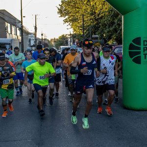 Victoria se Ilumina: Éxito Rotundo en la Primera Corrida Nocturna Familiar del 2024