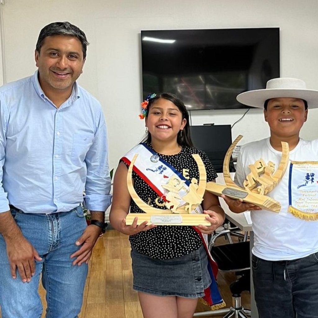 Katalina Urrea  y Tomás Sepúlveda obtienen el 2do Lugar en el Campeonato Nacional de Danza Representativa y Cueca, de Chiloé