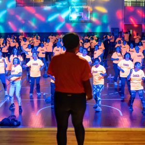 Más de 150 personas celebraron la Segunda Versión de la Zumbatón Nocturna en la comuna