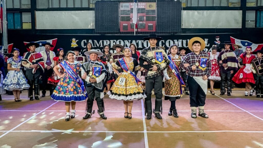 Estudiantes representarán a Victoria en Campeonato Provincial de Cueca en Purén