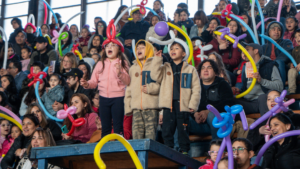Masiva celebración por el Día del Niño en Victoria
