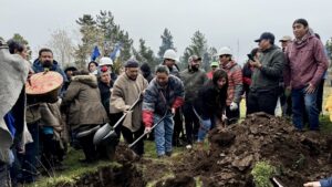 Un sueño cumplido: Primera Piedra da el inicio a las obras del camino Toquihue