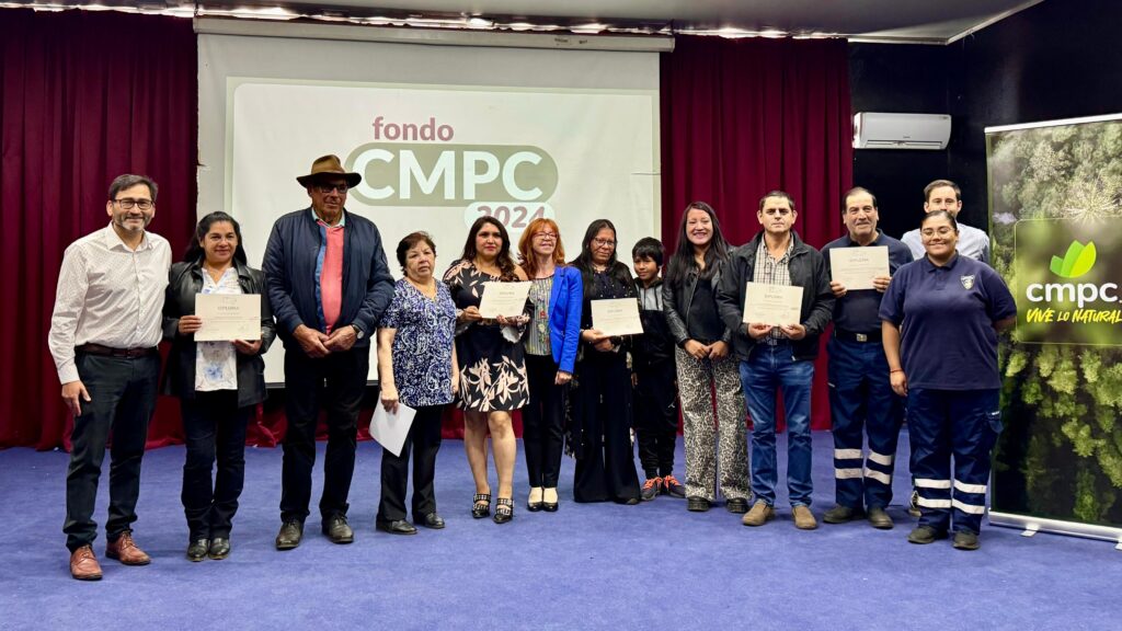 Entregan Fondos Concursables CMPC a Organizaciones de Victoria