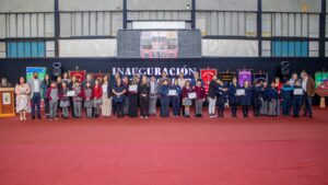 Victoria inicia el año escolar con emotiva ceremonia