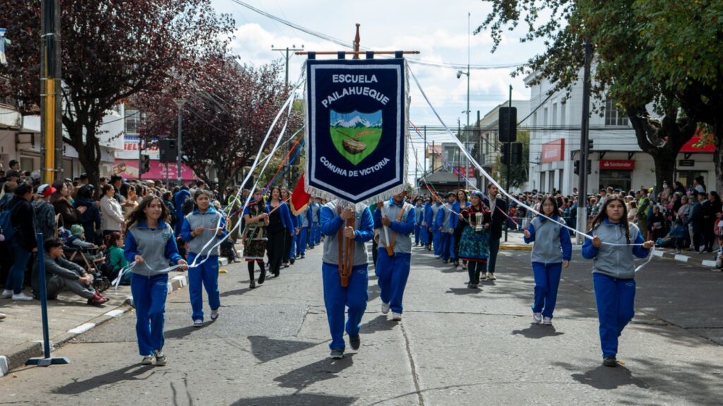 Emocionante Desfile se realiza en Victoria, por sus 144 años