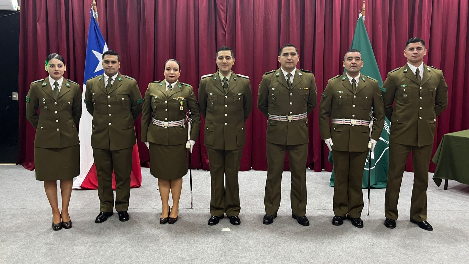 Carabineros de Victoria realiza ceremonia de ascenso