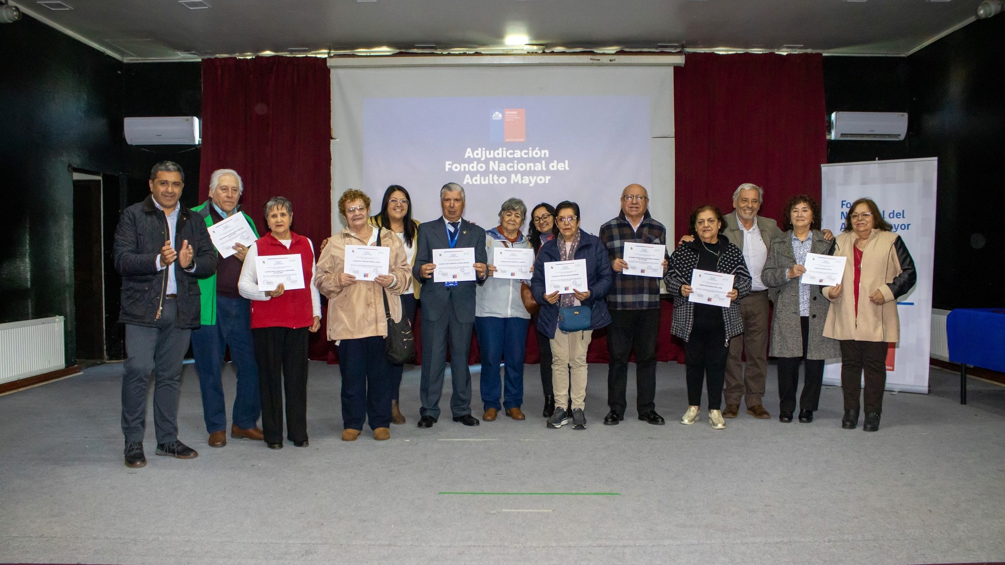 Adultos mayores se adjudican 424 proyectos del Fondo Nacional del Adulto Mayor