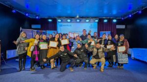 Fortaleciendo el rescate de la cultura ancestral: 20 personas finalizan curso de diseño y elaboración de joyas mapuche 